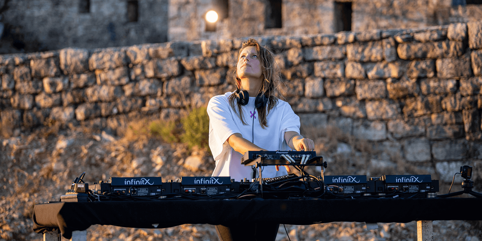 budva-activities budva-food budva-camps budva-beach-bar montenegro