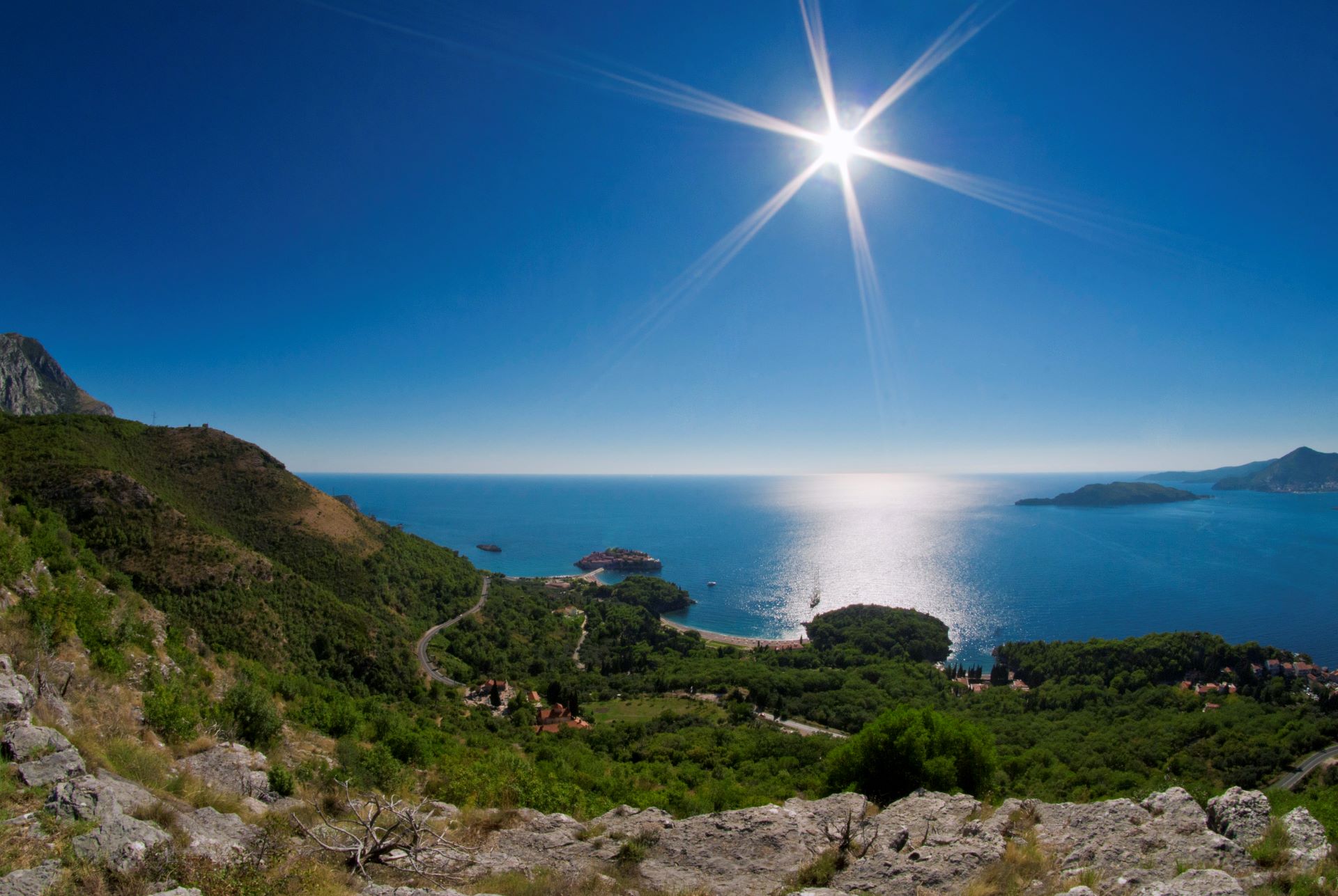 budva-yacht montenegro budva-caffes budva-apartments budva-camps